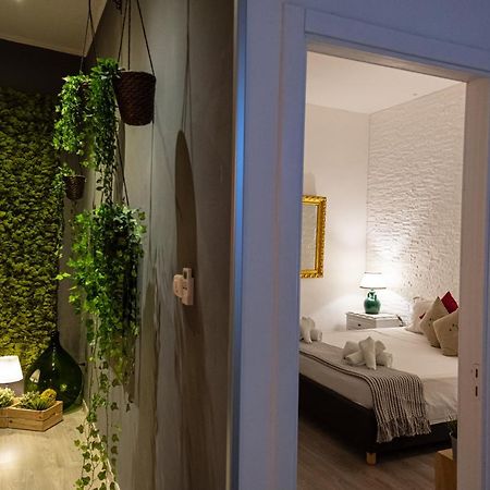 Il Giardino Di Sybar Apartment Lecce Exterior foto